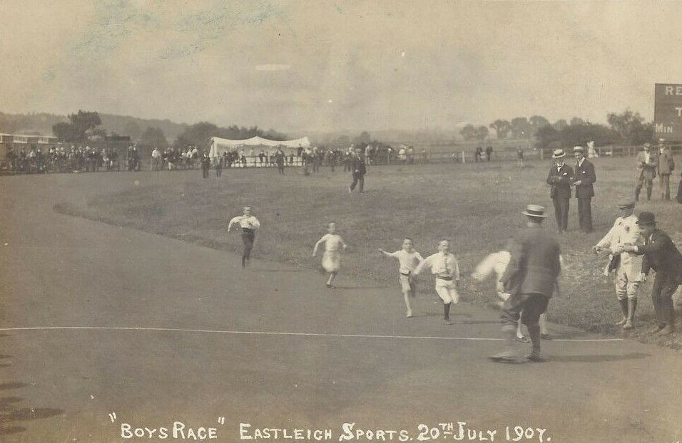 Southampton - Recreation Ground Eastleigh : Image credit Eastleigh FC Forum